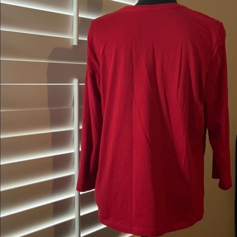 Red Top - Picture 4 of 9